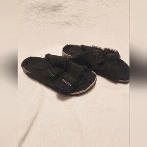 Birkenstock Black Arizona Shearling Lined Sandals Size 8